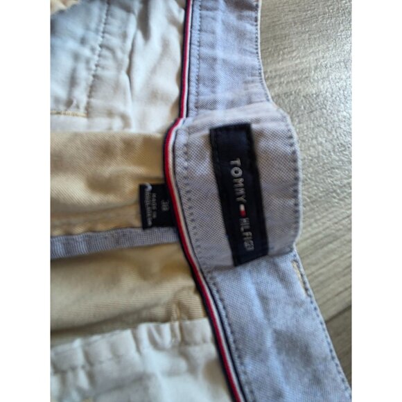 Tommy Hilfiger Mens Beige Embroidered Shorts Size 32 Cotton Blend - Picture 3 of 6